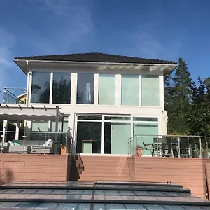 Nikos House; Apartment